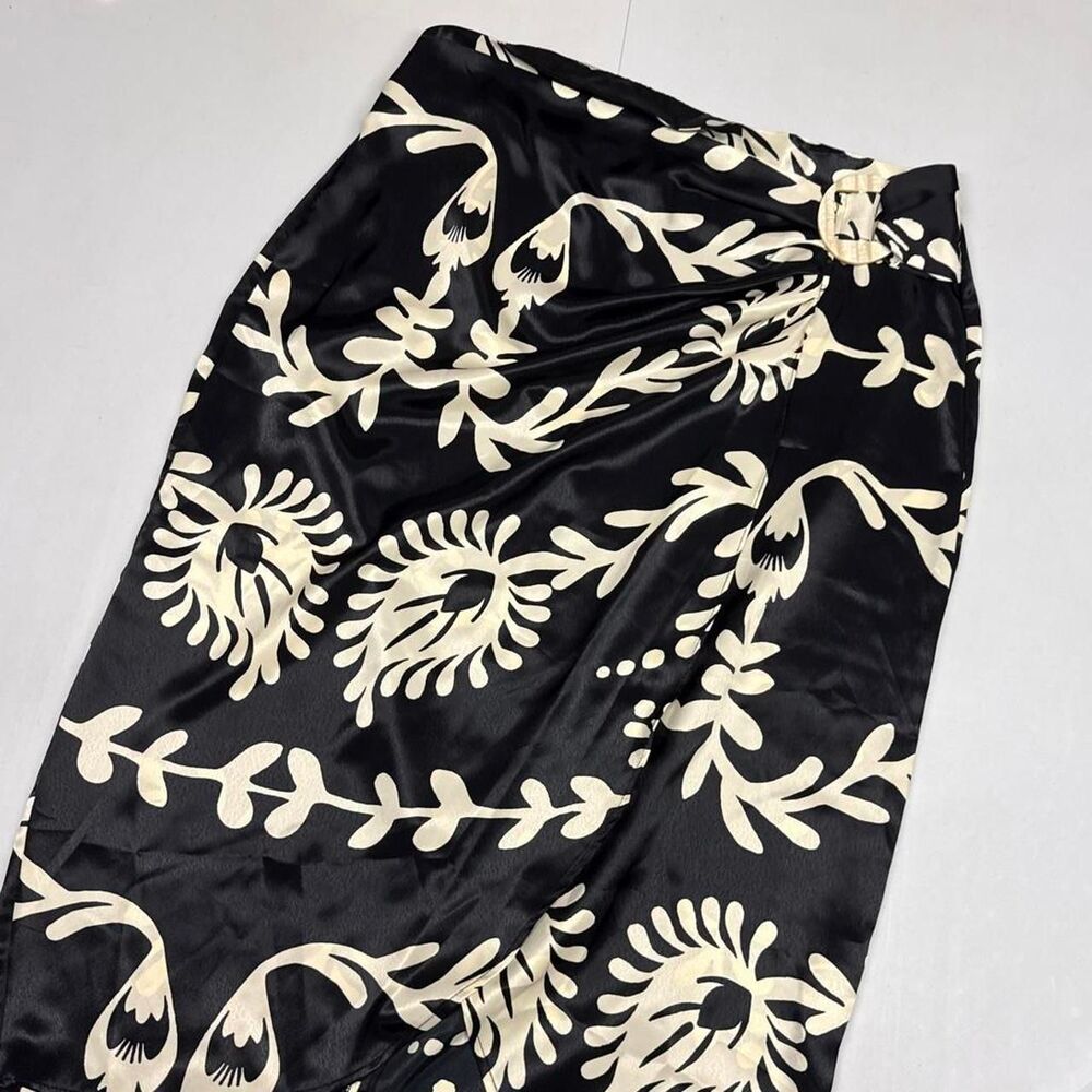 Zara Black & cream floral midi skirt with floral and leaf design